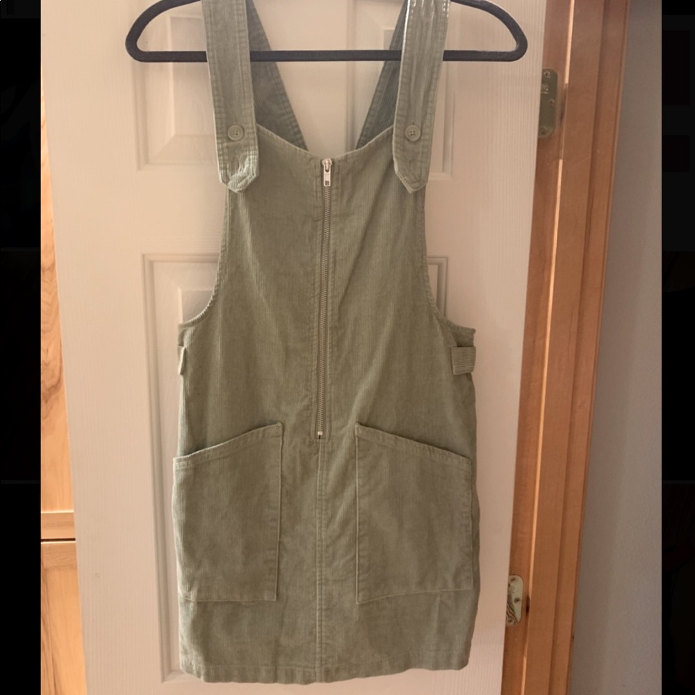 Corduroy overall dress👗